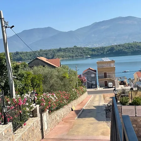 Azure W Private Beach Tivat Exterior photo